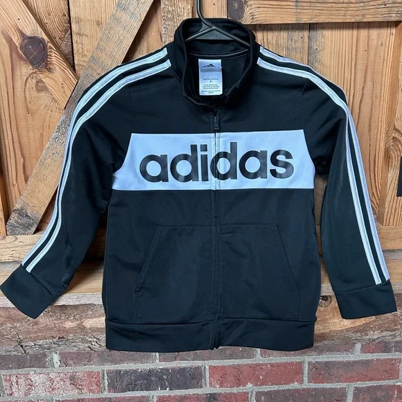 Boys black and white athletic Adidas Jacket. Size 6 NWOT - Picture 1 of 4